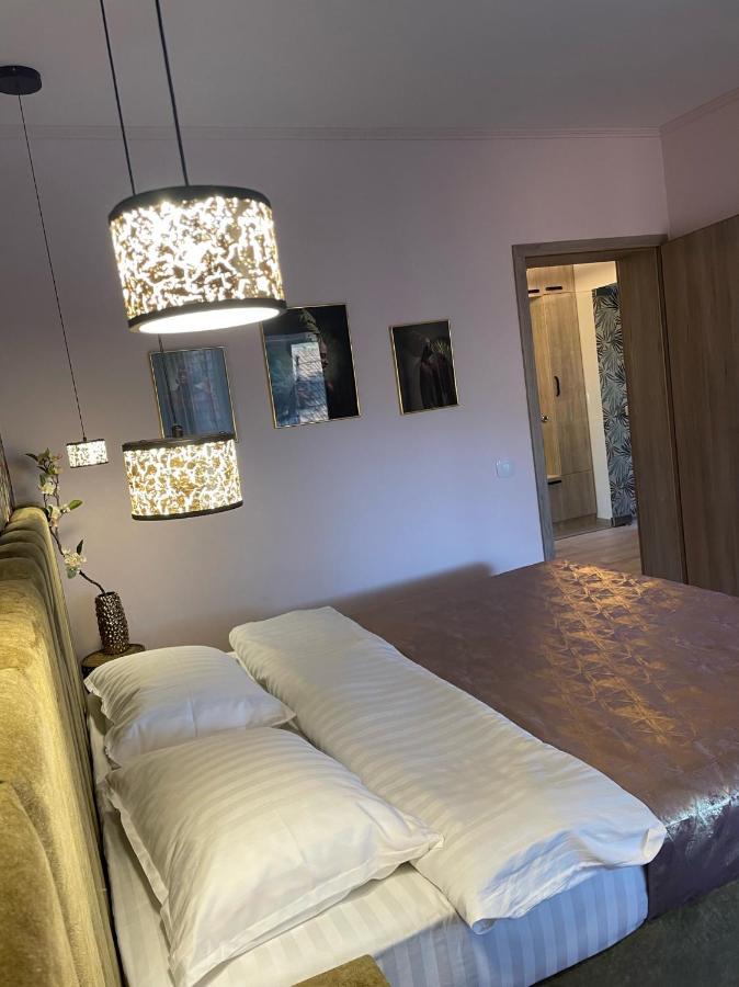 Central Luxury Apartment With City View บราชอฟ ภายนอก รูปภาพ